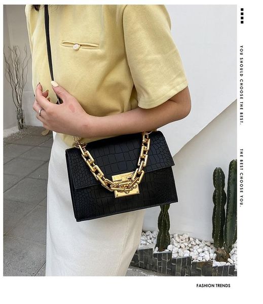evening bags crocodile texture bag women's 2021 fashion net red foreign style one shoulder messenger handbag
evening bags crocodile texture bag women's 2021 fashion net red foreign style one shoulder messenger handbag
