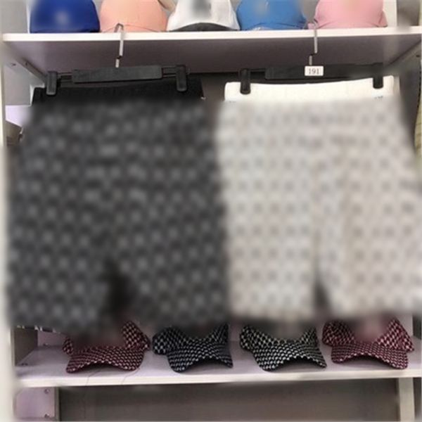 mens letters printing shorts fashion trend summer loose thin sweatpants designer male elastic waist casual knee length beach short pants, White;black
mens letters printing shorts fashion trend summer loose thin sweatpants designer male elastic waist casual knee length beach short pants, White;black