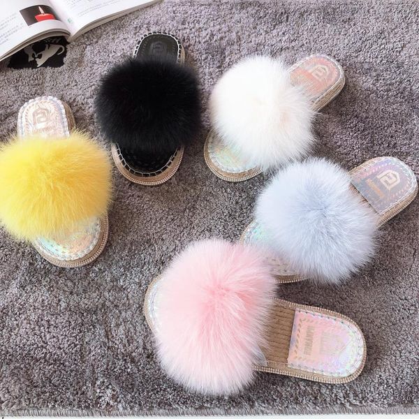 candy ostrich feather slippers women open toe slides knitted clear fur outdoor anti-skid straw weave flip flops 2021, Black
candy ostrich feather slippers women open toe slides knitted clear fur outdoor anti-skid straw weave flip flops 2021, Black