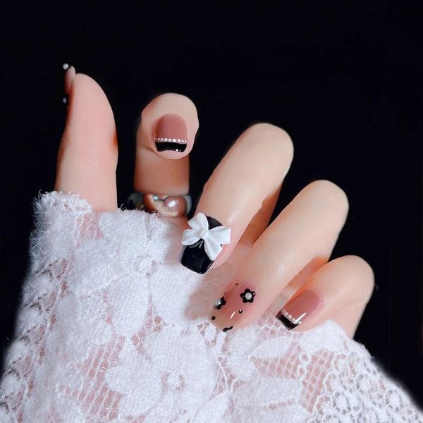 false nails 24pcs decorated bow pearl nail patch black flower printed glue type removable short paragraph fashion manicure, Red;gold
false nails 24pcs decorated bow pearl nail patch black flower printed glue type removable short paragraph fashion manicure, Red;gold
