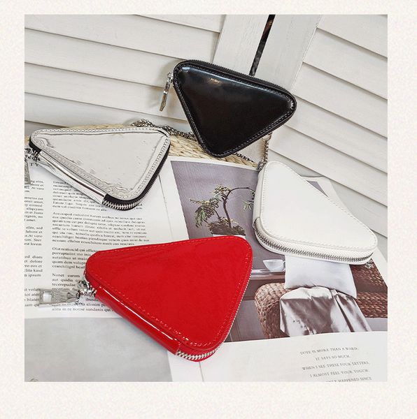 luxury design bag net same mirror chain triangle single shoulder handbag slant span small fashionable mini mouth red 2021 new
luxury design bag net same mirror chain triangle single shoulder handbag slant span small fashionable mini mouth red 2021 new