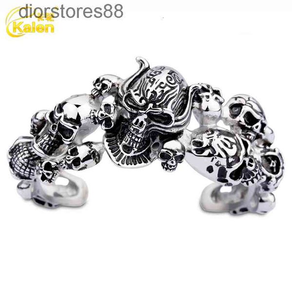 bangles bracelet kalen korean version non mainstream personality punk jewelry skeleton head domineering men's titanium steel, Black
bangles bracelet kalen korean version non mainstream personality punk jewelry skeleton head domineering men's titanium steel, Black