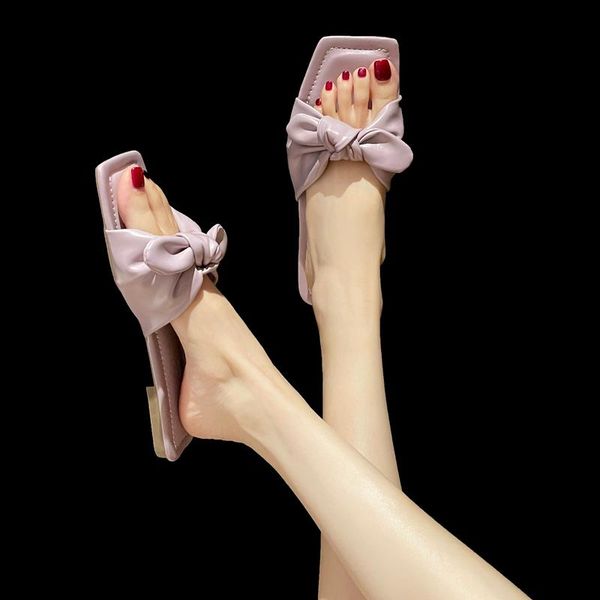 sandals 2021 flat summer shoes woman anti-skid square toe all-match candy colors outside fashion without girls beach bow, Black
sandals 2021 flat summer shoes woman anti-skid square toe all-match candy colors outside fashion without girls beach bow, Black