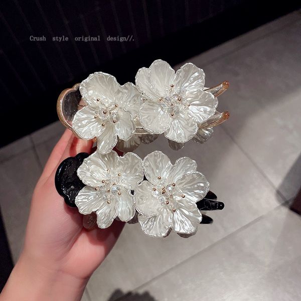 acrylic crystal pearl series personalized flower hair clip fashion fashion hair accessories simple personality headdress, Golden;silver
acrylic crystal pearl series personalized flower hair clip fashion fashion hair accessories simple personality headdress, Golden;silver