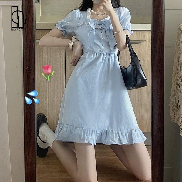 party dresses luck a women dress 2021 summer ladies french sweet temperament puff sleeve bowknot lace blue square neck a-line vestidos, White;black
party dresses luck a women dress 2021 summer ladies french sweet temperament puff sleeve bowknot lace blue square neck a-line vestidos, White;black