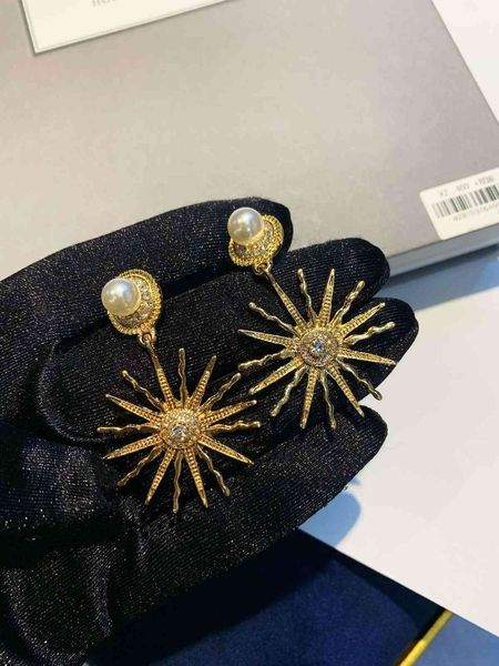 d family caibao earrings inlaid with s925 tremella nails, Golden
d family caibao earrings inlaid with s925 tremella nails, Golden