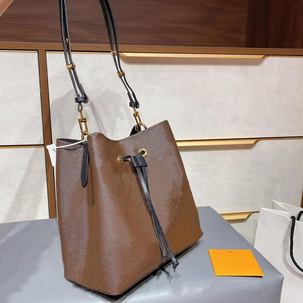 designer bags fashion women's shoulder handbags cross body cowhide material women upgraded version messenger shopping bag
designer bags fashion women's shoulder handbags cross body cowhide material women upgraded version messenger shopping bag