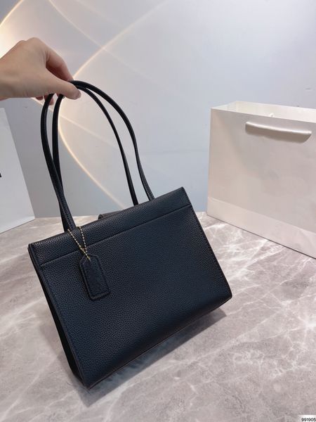 luxury hand-held women bags single shoulder large capacity wholesale shopping bag high quality
luxury hand-held women bags single shoulder large capacity wholesale shopping bag high quality
