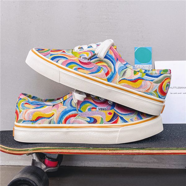 2021 summer style low-cut breathable trend canvas sneakers couple mens shoes outdoor canvas shoes all-match
2021 summer style low-cut breathable trend canvas sneakers couple mens shoes outdoor canvas shoes all-match