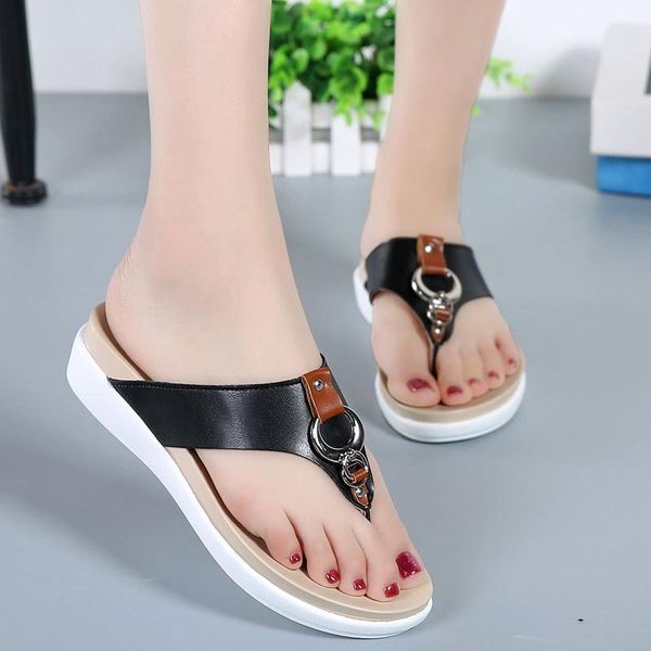 slippers beach shoes female platform flat genuine leather sandals fashion thick bottom non-slip 2021, Black
slippers beach shoes female platform flat genuine leather sandals fashion thick bottom non-slip 2021, Black