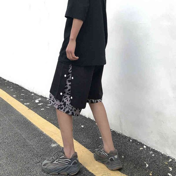 men's shorts leopard lateral button streetwear casual shorts for male and female cordon plus hip hop size pants of five loose points, White;black
men's shorts leopard lateral button streetwear casual shorts for male and female cordon plus hip hop size pants of five loose points, White;black