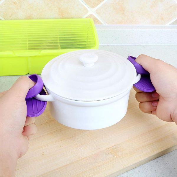 oven mitts 2pcs useful anti-scald clip kitchen dishes silicone heat insulated finger glove bbq cooking baking holder tool random color
oven mitts 2pcs useful anti-scald clip kitchen dishes silicone heat insulated finger glove bbq cooking baking holder tool random color