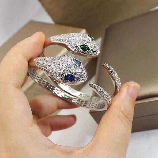bangles bracelet baojia snake head 925 sterling silver full diamond blue eye green mouth, Black
bangles bracelet baojia snake head 925 sterling silver full diamond blue eye green mouth, Black