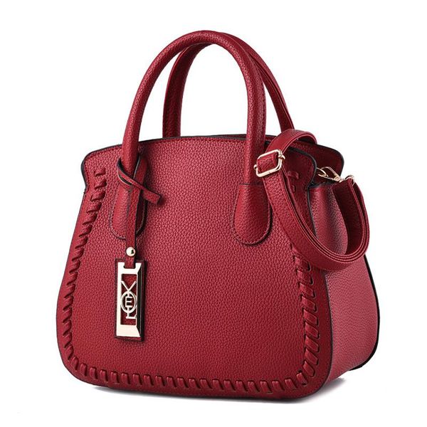 arrival women handbags crossbody shoulder leather trending bags designer sac femme luxe 2021 evening
arrival women handbags crossbody shoulder leather trending bags designer sac femme luxe 2021 evening