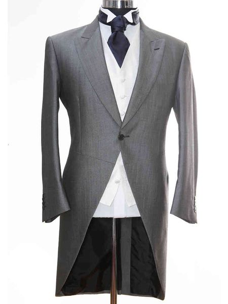 men's suits & blazers custom made peak lapel slightly middle grey evening tailcoat with white vest,bespoke wedding suit,tailored groom, White;black
men's suits & blazers custom made peak lapel slightly middle grey evening tailcoat with white vest,bespoke wedding suit,tailored groom, White;black