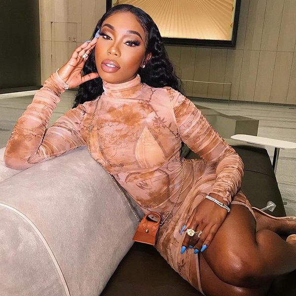 casual dresses 2021 autumn women winter long sleeve printed mesh mini bodycon dress for female, Black;gray
casual dresses 2021 autumn women winter long sleeve printed mesh mini bodycon dress for female, Black;gray