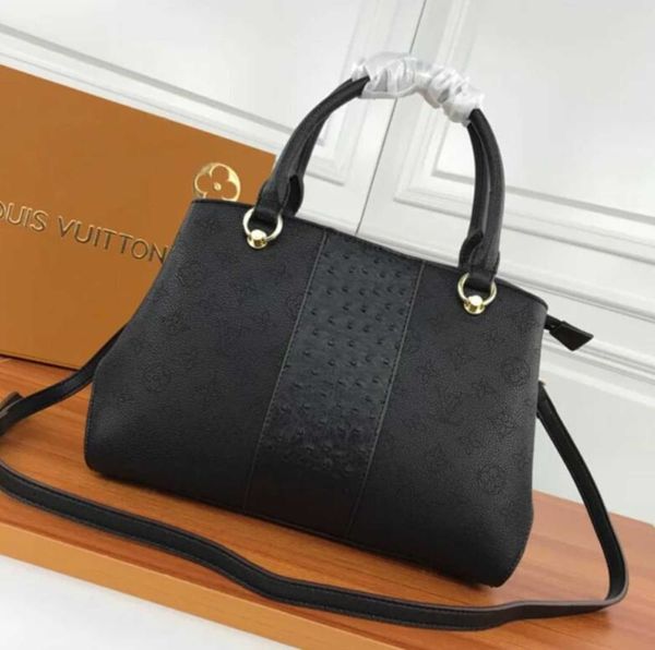 handbags luxury m66821 ladies handbag shoulder bag messenger bag 2020 brand iconic handles shoulder bags totes cross body designer bag c
handbags luxury m66821 ladies handbag shoulder bag messenger bag 2020 brand iconic handles shoulder bags totes cross body designer bag c