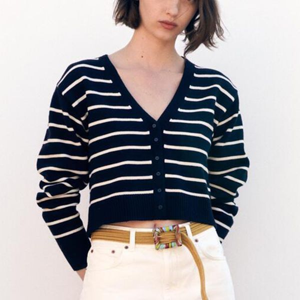 spring autunm za women striped knitted sweater long sleeve loose vintage short sweater v-neck lady outwear 210422, White;black
spring autunm za women striped knitted sweater long sleeve loose vintage short sweater v-neck lady outwear 210422, White;black