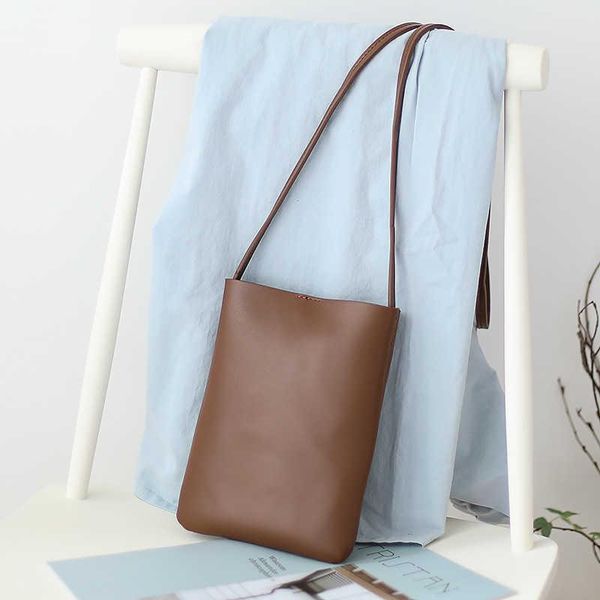 evening bags original solid color pu material ladies mobile phone pouch classic style simple girl messenger bag portable shoulder
evening bags original solid color pu material ladies mobile phone pouch classic style simple girl messenger bag portable shoulder