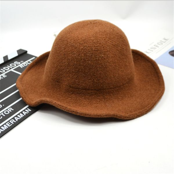 autumn and winter new versatile color matching warm knitting wool female outdoor fisherman basin hat
autumn and winter new versatile color matching warm knitting wool female outdoor fisherman basin hat