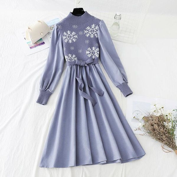 dresses 2021 spring autumn knitted long sleeve lady slim embroidered bandage es women half high collar elegant, Black;gray
dresses 2021 spring autumn knitted long sleeve lady slim embroidered bandage es women half high collar elegant, Black;gray