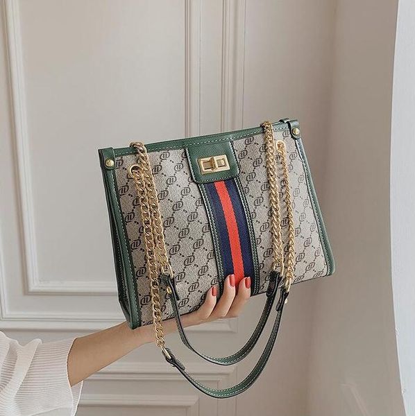 wholesale factory ladies shoulder bags elegant contrast leather handbags large multifunctional printing fashion tote bag joker striped women, Black;red
wholesale factory ladies shoulder bags elegant contrast leather handbags large multifunctional printing fashion tote bag joker striped women, Black;red