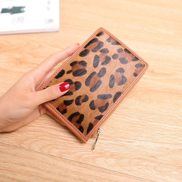 wallet women's long card bag ultra thin multi slot credit zipper zero leather horse hair case clip, Red;black
wallet women's long card bag ultra thin multi slot credit zipper zero leather horse hair case clip, Red;black