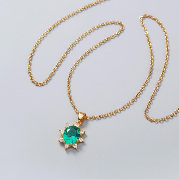 chains ladies creative geometric crystal pendant necklace exquisite golden twisted chain fashion jewelry, Silver
chains ladies creative geometric crystal pendant necklace exquisite golden twisted chain fashion jewelry, Silver