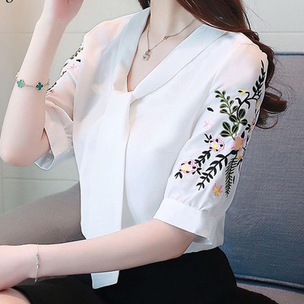 women's blouses & shirts women fashion chiffon ol blouse lady short sleeve shirt plus size embroidery blusas clothing summer 2021, White
women's blouses & shirts women fashion chiffon ol blouse lady short sleeve shirt plus size embroidery blusas clothing summer 2021, White