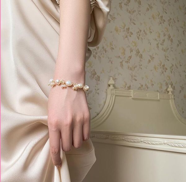 steel strand fresh water pearl niche design simple cool temperament fashion hand decoration net red manufacturers wholesale, Black
steel strand fresh water pearl niche design simple cool temperament fashion hand decoration net red manufacturers wholesale, Black