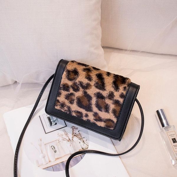 women leather plush splice shoulder bags leopard patchwork crossbody messenger bag hasp small square fashion female handbag
women leather plush splice shoulder bags leopard patchwork crossbody messenger bag hasp small square fashion female handbag