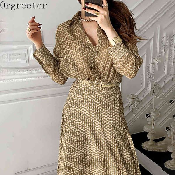 korean chic temperament lapel single-breasted abstract print long-sleeved shirt + high-waist pleated skirt 2 piece set with belt 210525, White
korean chic temperament lapel single-breasted abstract print long-sleeved shirt + high-waist pleated skirt 2 piece set with belt 210525, White