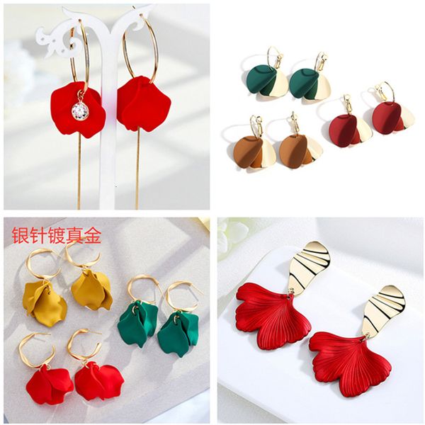 s925 sier needle earrings female rose petals morandi color korean chic style simple, Golden
s925 sier needle earrings female rose petals morandi color korean chic style simple, Golden