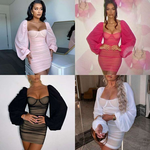 style chest wrapped long sleeve with exposed backpack hip short, White;black
style chest wrapped long sleeve with exposed backpack hip short, White;black