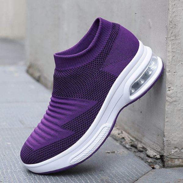 wholesale 2021 mens womens sports running shoes mesh breathable sock runners purple pink outdoor sneakers size 36-45 wy32-a12
wholesale 2021 mens womens sports running shoes mesh breathable sock runners purple pink outdoor sneakers size 36-45 wy32-a12