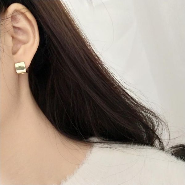 hoop & huggie 925 sterling silver square wide version earrings korean jewelry fashion, Golden;silver
hoop & huggie 925 sterling silver square wide version earrings korean jewelry fashion, Golden;silver