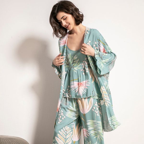 2021 spring & autumn cartoon sunflower printed women sleepwear light blue cotton satin pajamas set ladies loose thin homewear, Black;red
2021 spring & autumn cartoon sunflower printed women sleepwear light blue cotton satin pajamas set ladies loose thin homewear, Black;red