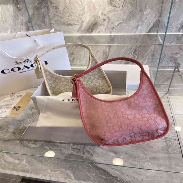 factory 1 fashion lisa the same model of triumphant old flower mid ancient armpit french stick bag ava pea for wome luxuryss designerss yw
factory 1 fashion lisa the same model of triumphant old flower mid ancient armpit french stick bag ava pea for wome luxuryss designerss yw