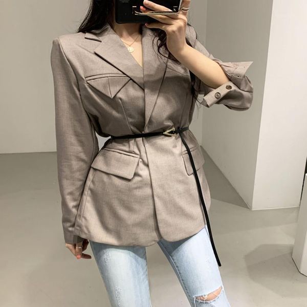 women's jackets 2021 autumn winter buttons pockets notched vintage oversize with belt office, Black;brown
women's jackets 2021 autumn winter buttons pockets notched vintage oversize with belt office, Black;brown