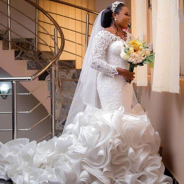 plus size 2021 wedding dresses lace tiered ruffles mermaid bridal gowns sheer v neck pearls elegant robes de mariée, White
plus size 2021 wedding dresses lace tiered ruffles mermaid bridal gowns sheer v neck pearls elegant robes de mariée, White