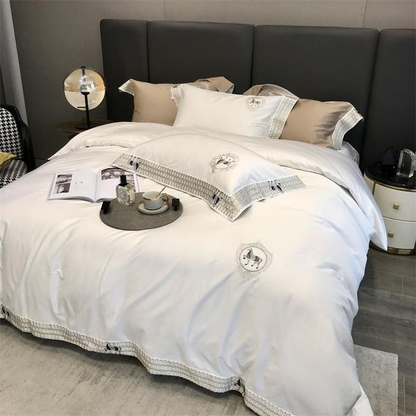 bedding sets luxury simple el style 100s egyptian cotton horse embroidery set duvet cover bed linen pillowcases 4pcs home textiles
bedding sets luxury simple el style 100s egyptian cotton horse embroidery set duvet cover bed linen pillowcases 4pcs home textiles