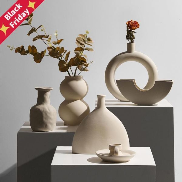 nordic minimalist ceramic vase ornaments dried flower arrangement creative art living room tv cabinet deskdecoration vases
nordic minimalist ceramic vase ornaments dried flower arrangement creative art living room tv cabinet deskdecoration vases