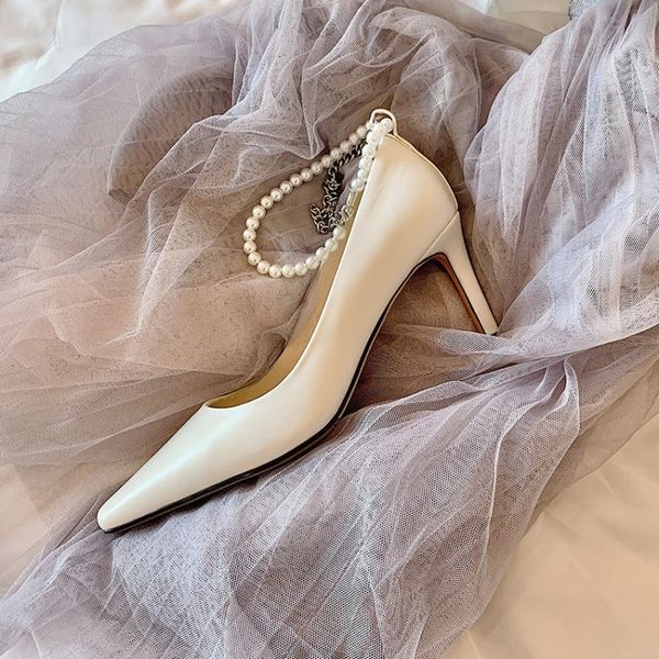 luxury dress shoes 21 pointed high heels in early autumn frosted sheep suede fashion shallow mouth single pearl ring buckle women's sho, Black
luxury dress shoes 21 pointed high heels in early autumn frosted sheep suede fashion shallow mouth single pearl ring buckle women's sho, Black