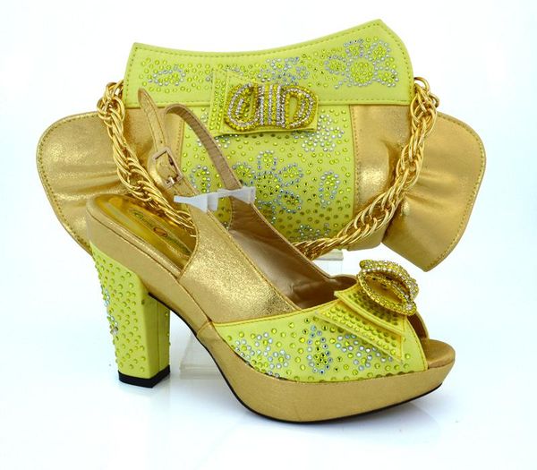 arrival yellow color women shoe and bag set in italy italian ladies decorated with rhinestone nigerian dress shoes, Black
arrival yellow color women shoe and bag set in italy italian ladies decorated with rhinestone nigerian dress shoes, Black