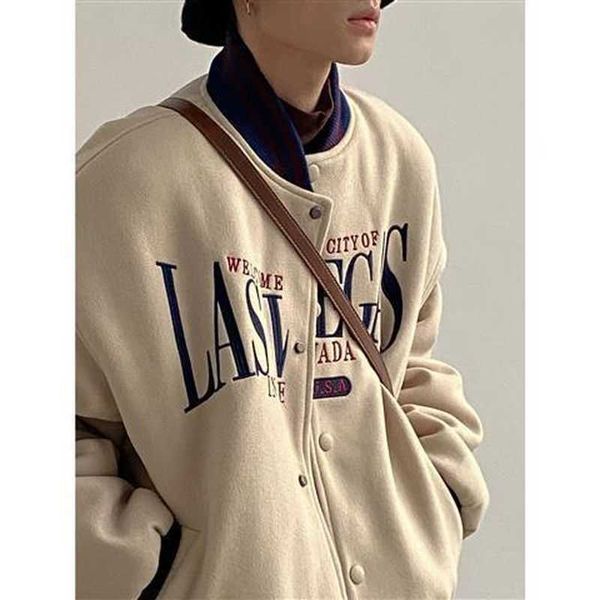 hip hop varsity jacket men women spring autumn korean loose baseball uniform embroidered lovers jacket cool streetwear 211013, Black;brown
hip hop varsity jacket men women spring autumn korean loose baseball uniform embroidered lovers jacket cool streetwear 211013, Black;brown