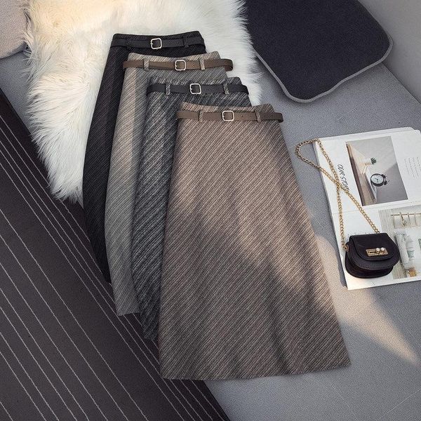 skirts women 2022 autumn winter high waist woolen female wool midi ladies fashion casual streetwear a-line d59, Black
skirts women 2022 autumn winter high waist woolen female wool midi ladies fashion casual streetwear a-line d59, Black