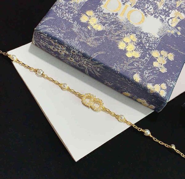 factory specials aa designer crystal gold five pointed star letter new star diamond pearl bracelet female 394a, Black
factory specials aa designer crystal gold five pointed star letter new star diamond pearl bracelet female 394a, Black