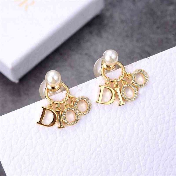 75% off outlet online 2021 new letter size pearl 925 silver needle simple fashion high version earrings
75% off outlet online 2021 new letter size pearl 925 silver needle simple fashion high version earrings