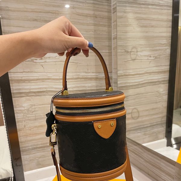 totes designer luxury crossbody bag shoulder bags handbag genuine leather different colors high-quality various styles fashion brand with or
totes designer luxury crossbody bag shoulder bags handbag genuine leather different colors high-quality various styles fashion brand with or