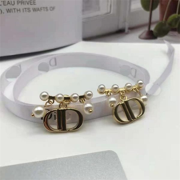 75%off outlet 2021 family letter pearl fashion 925 silver needle earrings female ck70
75%off outlet 2021 family letter pearl fashion 925 silver needle earrings female ck70